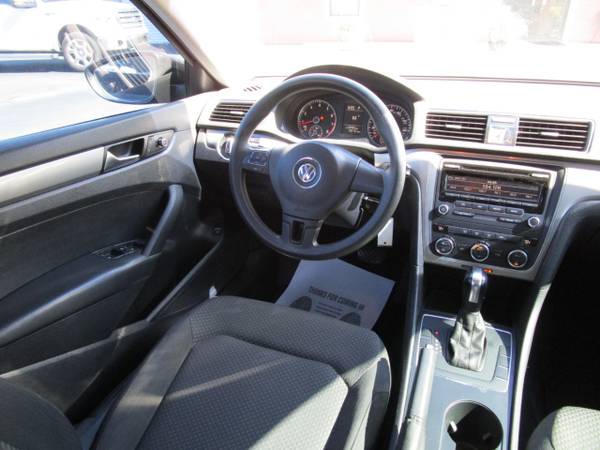 2012 Volkswagen Passat 4dr Sdn 2 5L Auto S w/Appearance PZEV - cars for sale in Eight Mile, AL – photo 8