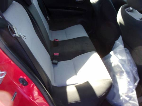2014 Toyota Yaris 5 Door LE 4dr Hatchback - - by for sale in Waukesha, WI – photo 6