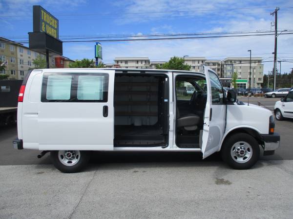 2019 GMC SAVANA 2500 Cargo Van w/Side Slider (Only 5k Miles) - cars for sale in Seattle, WA – photo 19