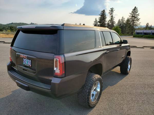 2016 GMC Yukon XL SLT**Excellent Condition**Lifted**Adult Owned** -... for sale in Grants Pass, OR – photo 6