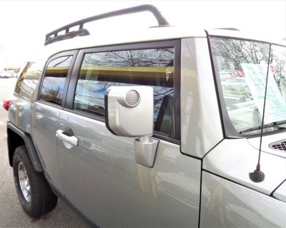 2010 Toyota FJ Cruiser 4WD 4dr Auto (Natl) EVERYONE DRIVES! NO TURN for sale in Elmont, NY – photo 10