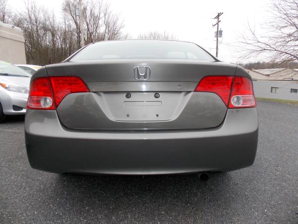 2006 Honda Civic EX (5-speed, low mileage) - - by for sale in Carlisle, PA – photo 6