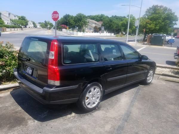 2001 Volvo V-70 Just Painted - cars & trucks - by owner - vehicle... for sale in Dover, DE – photo 2
