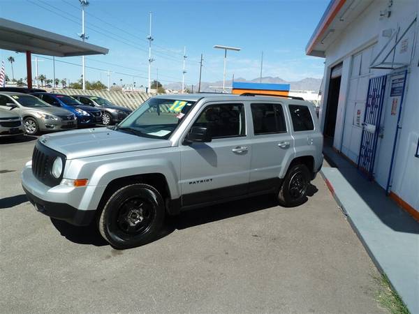 2012 Jeep Patriot Sport - - by dealer - vehicle for sale in Tucson, AZ – photo 2