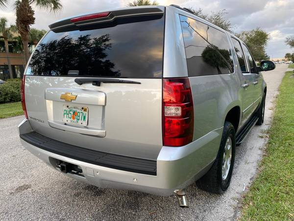 Chevrolet Suburban 2013 - cars & trucks - by owner - vehicle... for sale in West Palm Beach, FL – photo 5