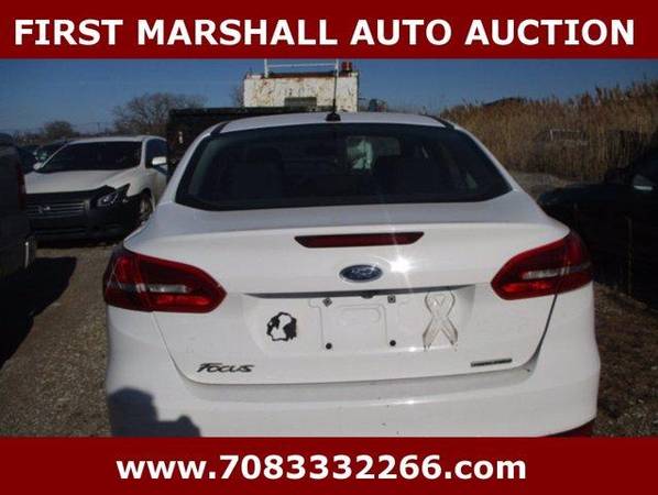 2015 Ford Focus S - Auction Pricing - - by dealer for sale in Harvey, IL – photo 4