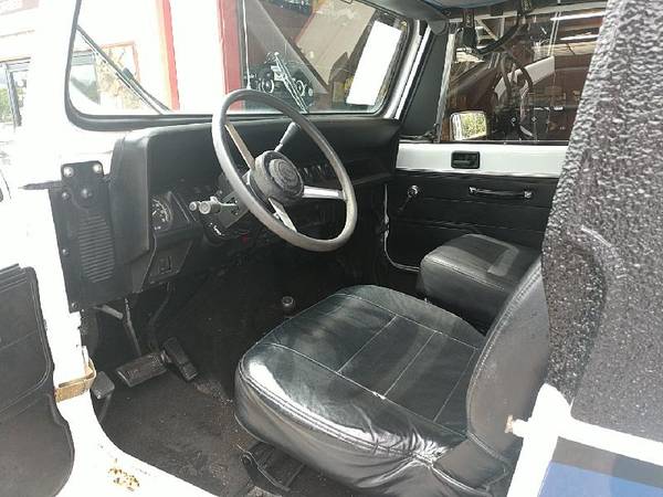 1988 Jeep Wrangler Hard Top - cars & trucks - by dealer - vehicle... for sale in Cleveland, AL – photo 9