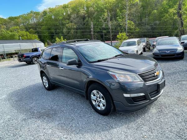 2014 Chevy Traverse LS 3rd Row Very Nice! - - by for sale in Marion, NC – photo 2