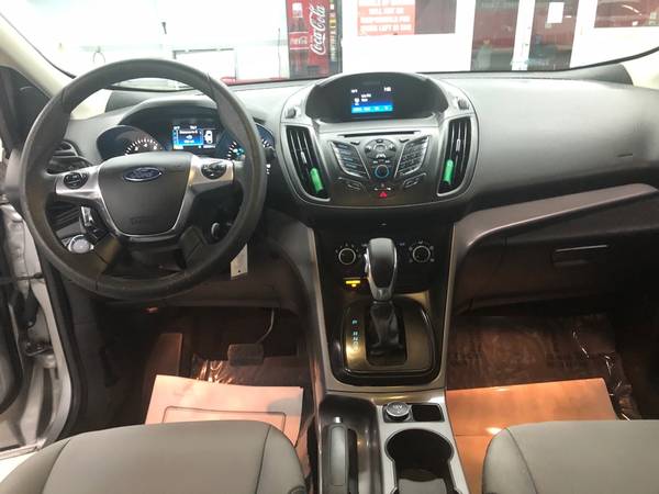2016 Ford Escape SE - - by dealer - vehicle automotive for sale in Chicago, IL – photo 14