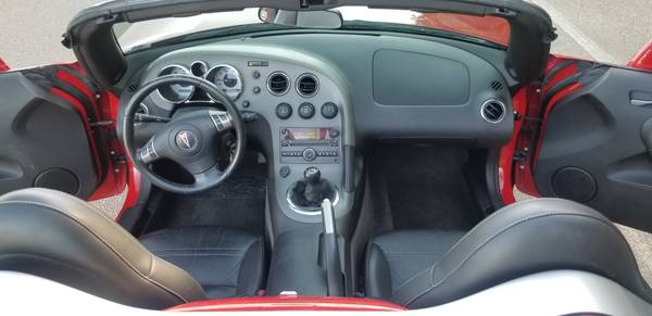**** 2006 PONTIAC SOLSTICE CONVERTIBLE **** - cars & trucks - by... for sale in Osage Beach, MO – photo 18