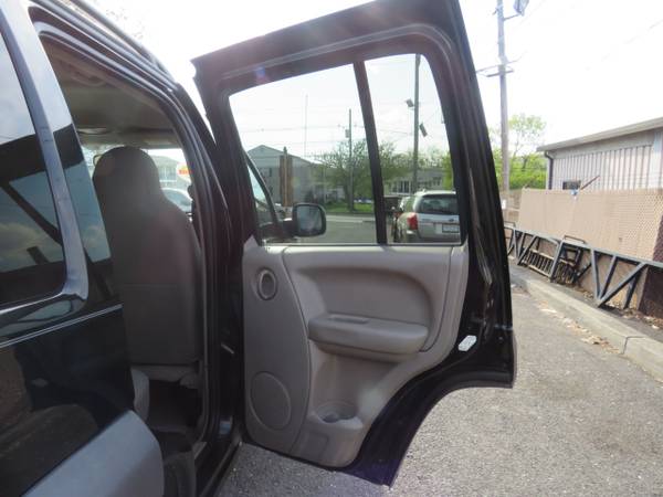 2003 Jeep Liberty Sport 4WD - - by dealer - vehicle for sale in Avenel, NJ – photo 16