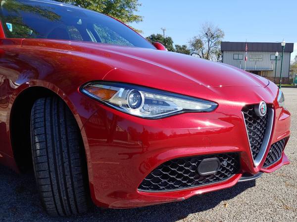 2017 Alfa Romeo Giulia Q4 - cars & trucks - by dealer - vehicle... for sale in Tomball, TX – photo 7