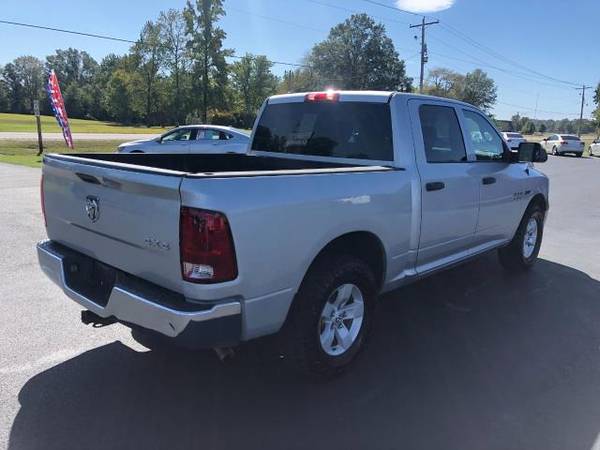 2016 RAM 1500 4WD Crew Cab 140.5 Tradesman - cars & trucks - by... for sale in Pinckneyville, IN – photo 3