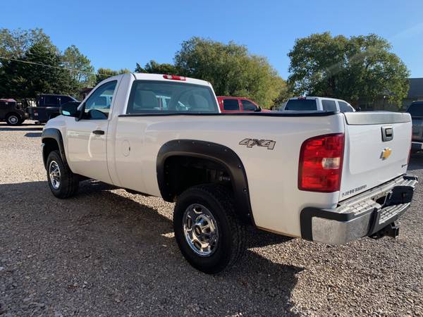 2011 CHEVROLET K2500 REGULAR CAB LONG BED 6.0L GAS 4WD *VERY CLEAN* for sale in Stratford, TX – photo 4