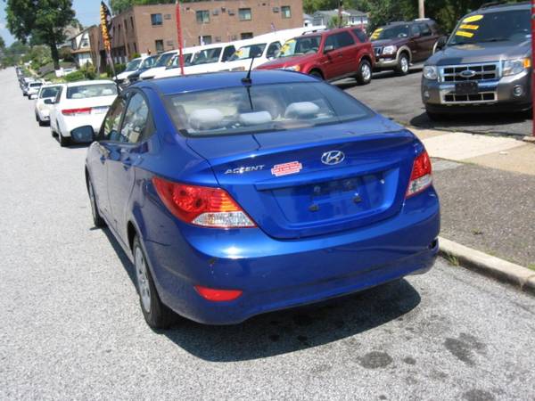 2013 Hyundai Accent GLS 4-Door - Easy Financing Available! - cars &... for sale in Prospect Park, DE – photo 6