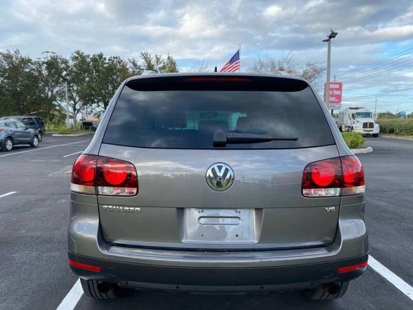 2010 Volkswagen Touareg - cars & trucks - by dealer - vehicle... for sale in PORT RICHEY, FL – photo 4
