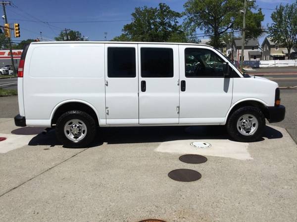 2014 Chevrolet Express Cargo 2500 3dr Cargo Van w/1WT GOOD/BAD/NO for sale in Little Ferry, NJ – photo 5