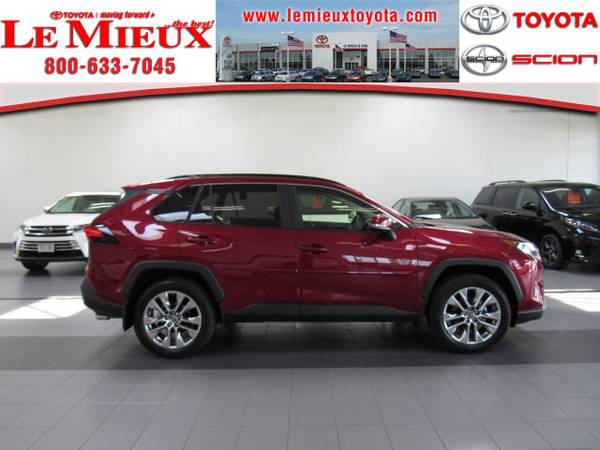 2019 Toyota RAV4 XLE Premium for sale in Green Bay, WI – photo 2