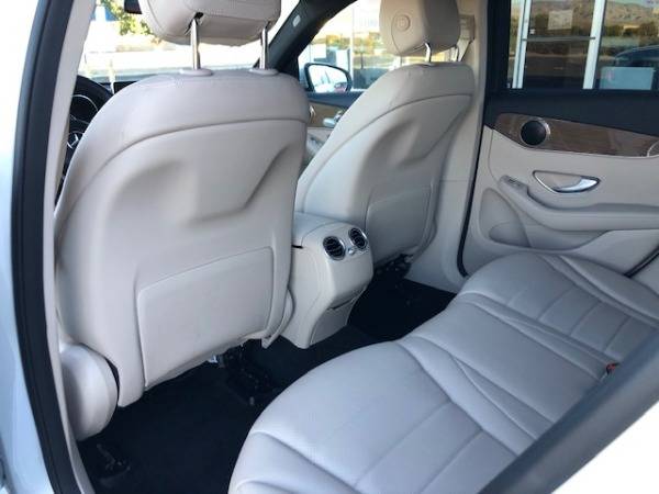 2018 Mercedes GLC 300 - - by dealer - vehicle for sale in Palm Springs, CA – photo 18