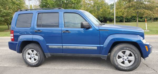 09 JEEP LIBERTY SPORT 4WD- V6, LOADED, ONLY 146K MI. CLEAN/ SHARP... for sale in Miamisburg, OH – photo 9