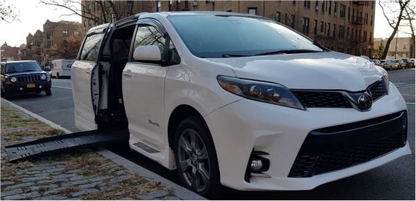 2018 Toyota Sienna XLE Braun Mobility Wheelchair Accessible 14k for sale in Idaho Falls, ID