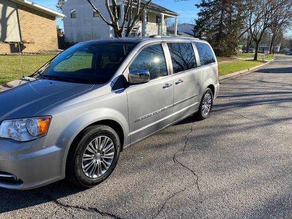 2014 Chrysler Town & Country - cars & trucks - by owner - vehicle... for sale in East Lansing, MI – photo 21