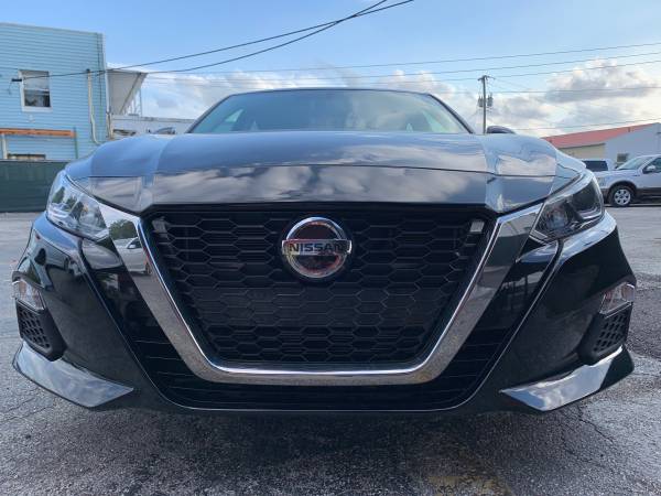 2020 NISSAN ALTIMA S! CALL FERNANDO! - - by dealer for sale in Hollywood, FL – photo 2