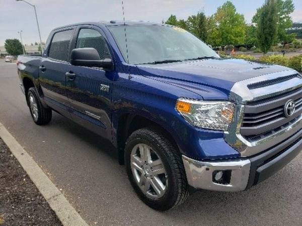 2014 Toyota Tundra 4WD 4x4 Truck CrewMax 5.7L V8 6-Spd AT SR5 Crew... for sale in Salem, OR – photo 3