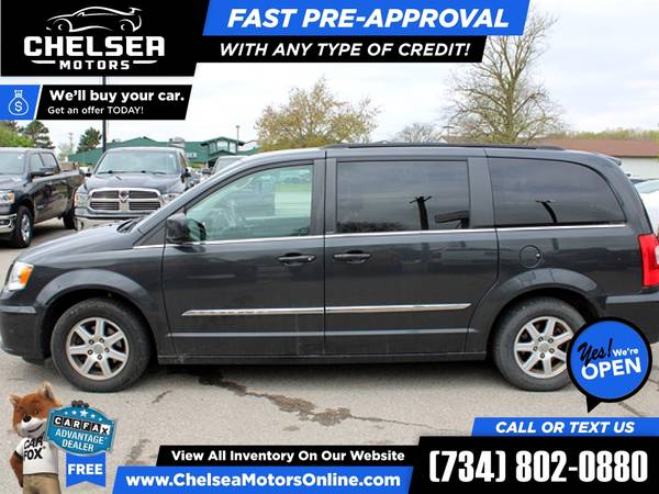 155/mo - 2012 Chrysler Town and Country Touring Passenger Van for sale in Chelsea, MI – photo 5