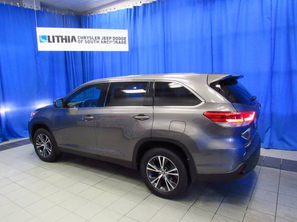 2019 Toyota Highlander LE V6 AWD - cars & trucks - by dealer -... for sale in Anchorage, AK – photo 10