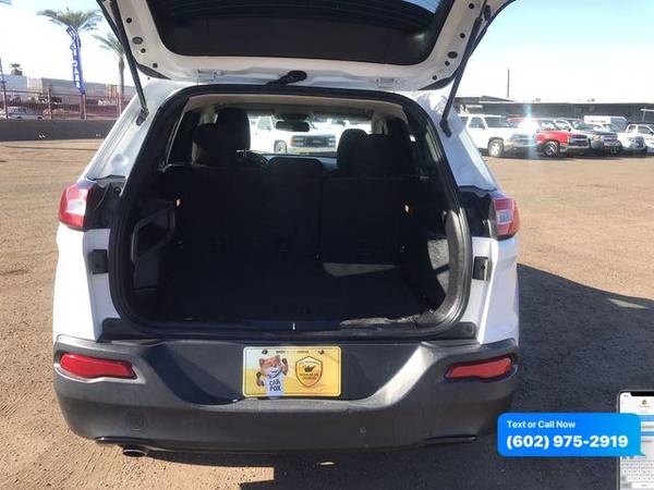 2015 Jeep Cherokee Latitude Sport Utility 4D - Call/Text - cars &... for sale in Glendale, AZ – photo 10