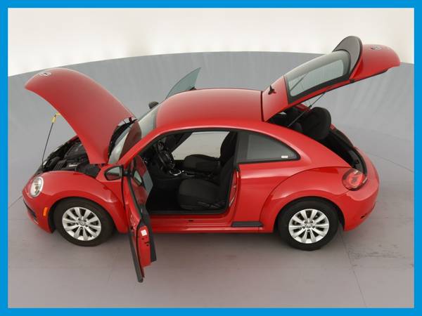 2018 VW Volkswagen Beetle 2 0T S Hatchback 2D hatchback Red for sale in Lewisville, TX – photo 16