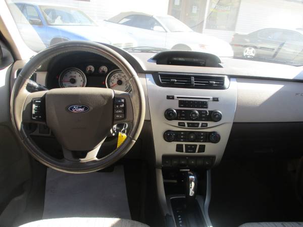 2010 ford focus - cars & trucks - by dealer - vehicle automotive sale for sale in Saint George, UT – photo 8