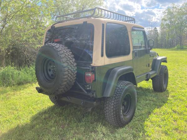 Jeep Wrangler Sahara Edition Clean NO RUST - - by for sale in Ellington, CT – photo 8