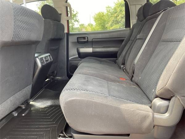 2011 Toyota Tundra Grade **Chillicothe Truck Southern Ohio's Only... for sale in Chillicothe, WV – photo 16
