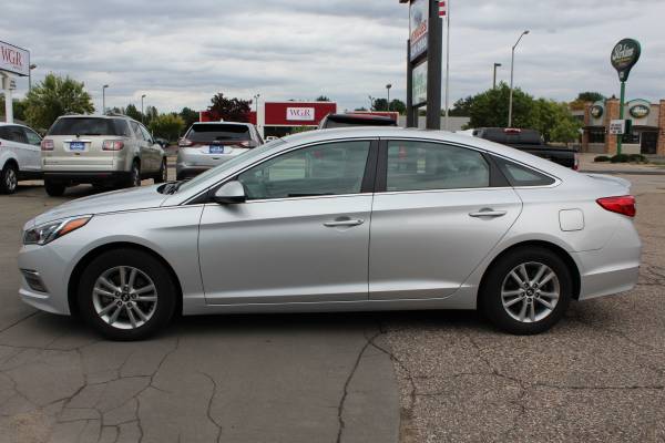 2015 Hyundai Sonata SE - cars & trucks - by dealer - vehicle... for sale in Wisconsin Rapids, WI – photo 7