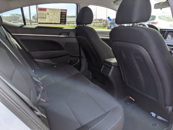 2018 Hyundai Elantra SEL SKU: JH330885 Sedan - - by for sale in Corpus Christi, TX – photo 17