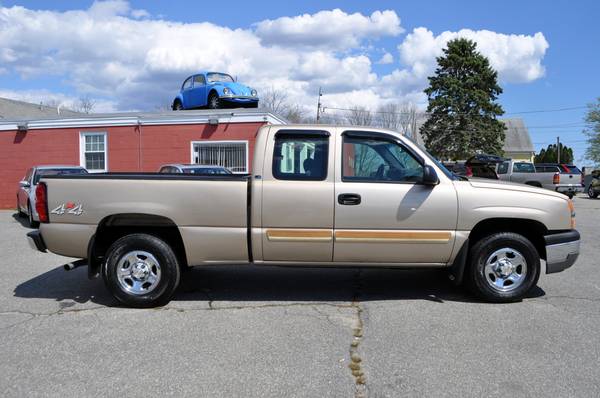 2004 Chevy Silverado 1500 Extended cab 4x4 - - by for sale in Tiverton , RI – photo 4