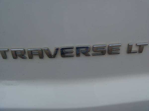 2012 CHEVROLET TRAVERS LT A W D - - by dealer for sale in ELK RIVER -ANOKA, MN – photo 8