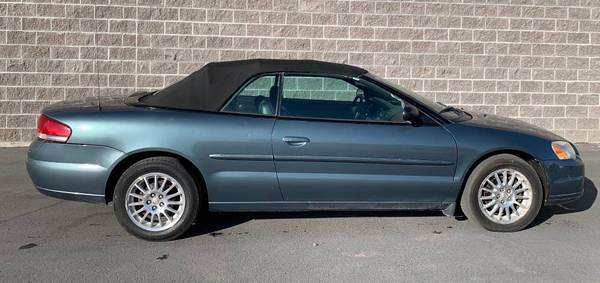 2006 Chrysler Sebring Conv Touring Convertible Green - cars & trucks... for sale in Jerome, ID – photo 2