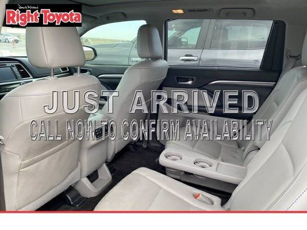 Used 2018 Toyota Highlander Limited Platinum, only 31k miles! - cars for sale in Scottsdale, AZ – photo 8