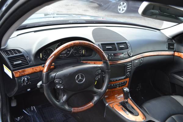 2008 Mercedes-Benz E-Class DRIVER SEAT POWER ADJUSTMENT! HEATED... for sale in Whitman, MA 02382, MA – photo 12