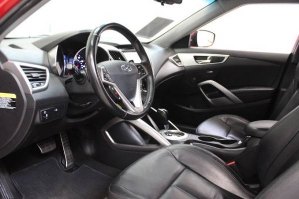 2015 Hyundai Veloster RE:FLEX coupe Boston Red Metallic for sale in Nampa, ID – photo 11