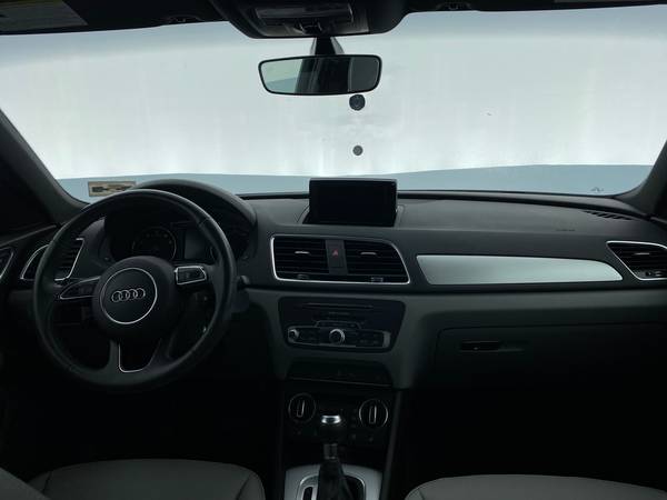 2018 Audi Q3 Premium Sport Utility 4D suv Black - FINANCE ONLINE -... for sale in Sarasota, FL – photo 21