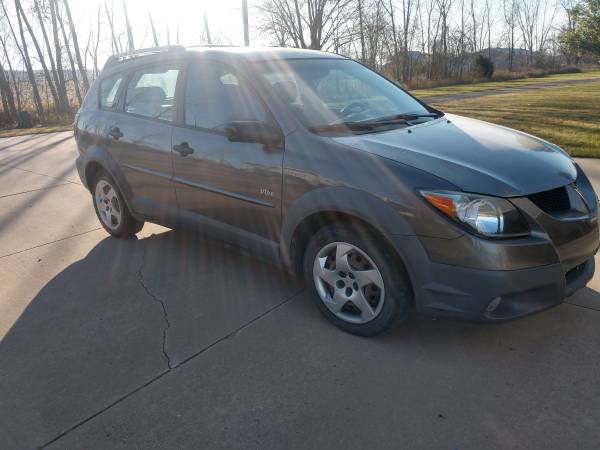 Pontiac Vibe 2003 - cars & trucks - by owner - vehicle automotive sale for sale in Merrill, MI – photo 2