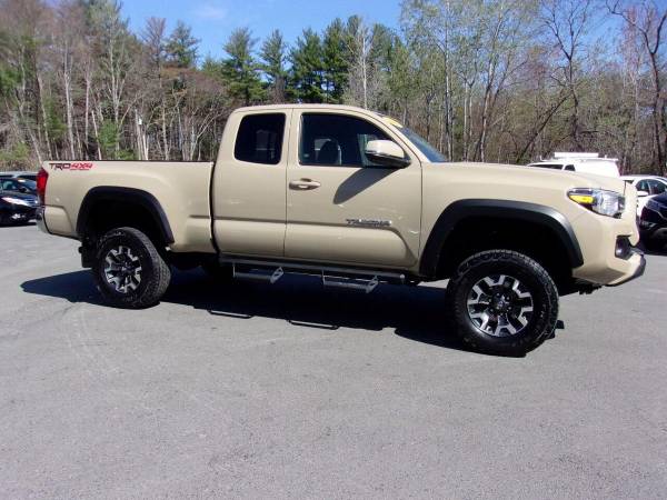 2017 Toyota Tacoma TRD Off Road 4x4 4dr Access Cab 6 1 ft LB WE CAN for sale in Londonderry, NH – photo 4