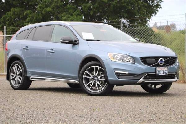 2018 Volvo V60 Cross Country AWD - - by dealer for sale in Healdsburg, CA – photo 3