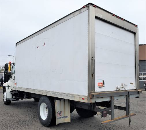 2008 Hino 268 18 Refrigerated NON-CDL NEEDS ENGINE REPAIR Auto for sale in Chicago, IL – photo 7