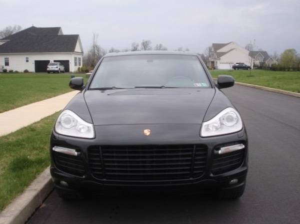 2010 Porsche Cayenne GTS AWD SUV - 405 Horsepower! All Service for sale in Bethlehem, PA – photo 6