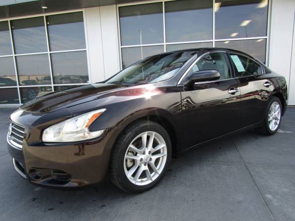 2014 *Nissan* *Maxima* *4dr Sedan 3.5 S* - cars & trucks - by dealer... for sale in Council Bluffs, NE – photo 3